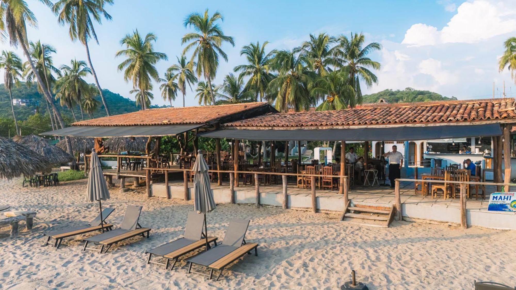 Hotel Tres Santos Troncones Buitenkant foto