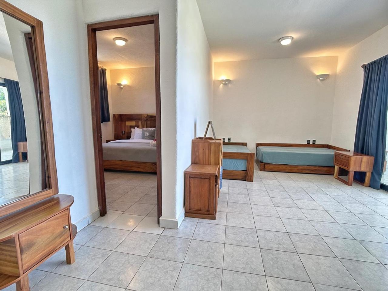 Hotel Tres Santos Troncones Buitenkant foto