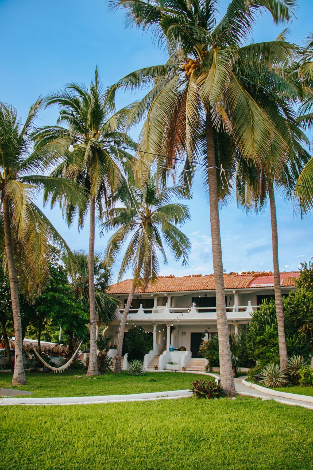 Hotel Tres Santos Troncones Buitenkant foto